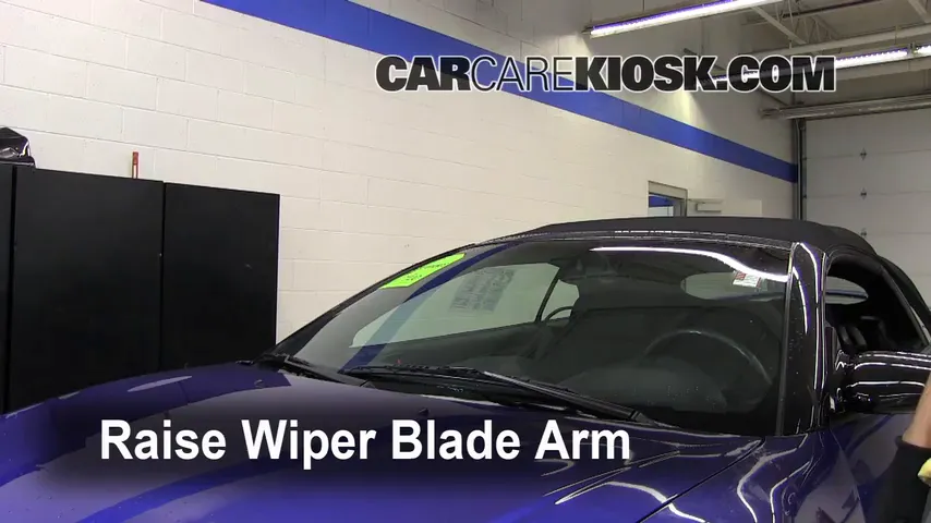 2005 Mitsubishi Eclipse Spyder GS 2.4L 4 Cyl. Windshield Wiper Blade (Front)